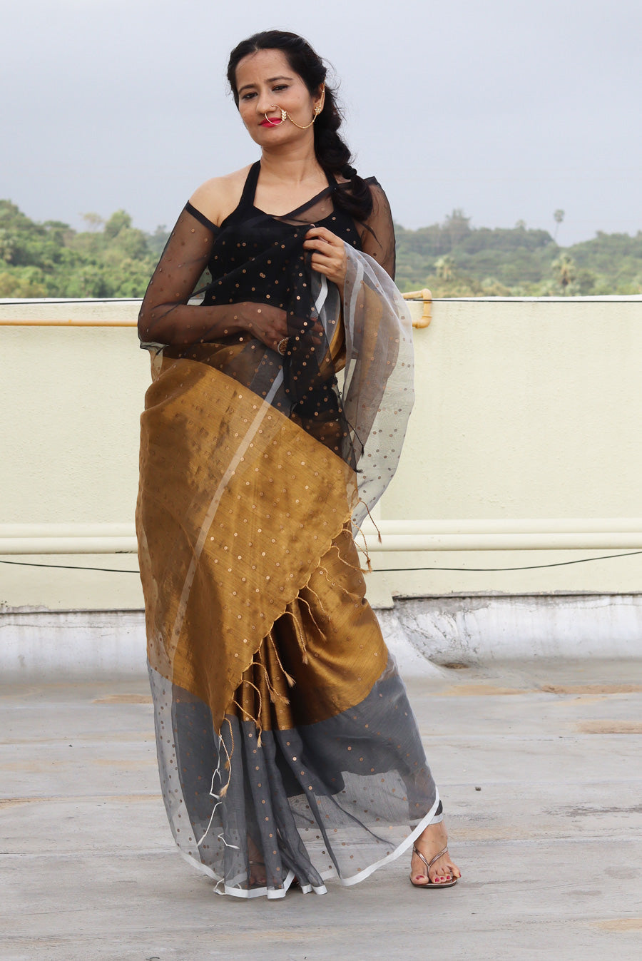 Muslin Silk Sequin Saree Taara Mandal (SAREE)