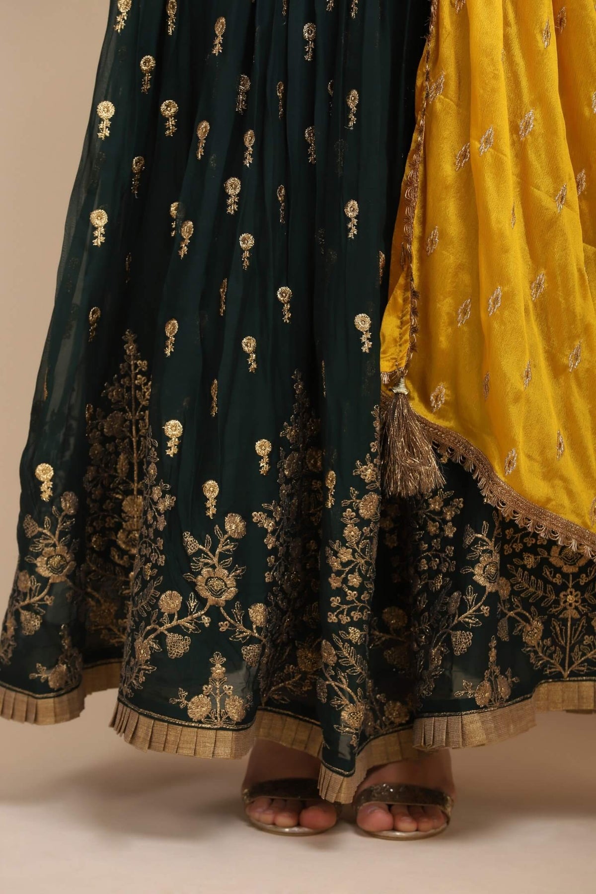GREEN EMBELLISHED LEHENGA WITH BLOUSE AND DUPATTA