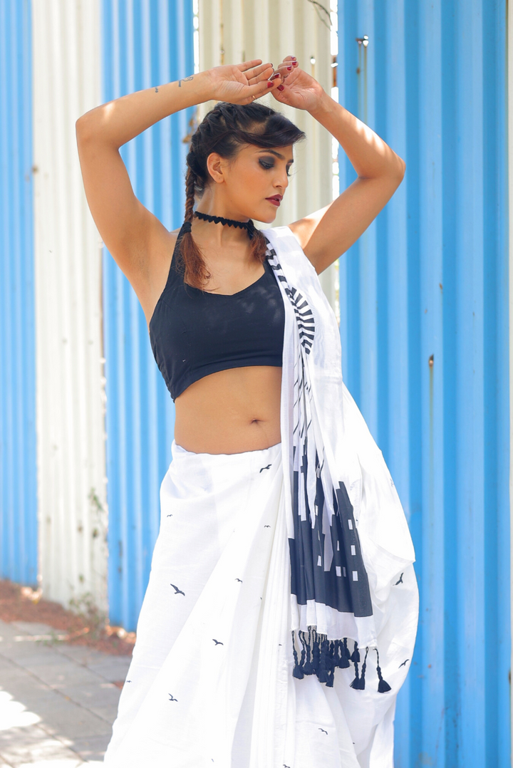 Screen Printed Mulmul Saree The Rumbling Clouds - White (SAREE)