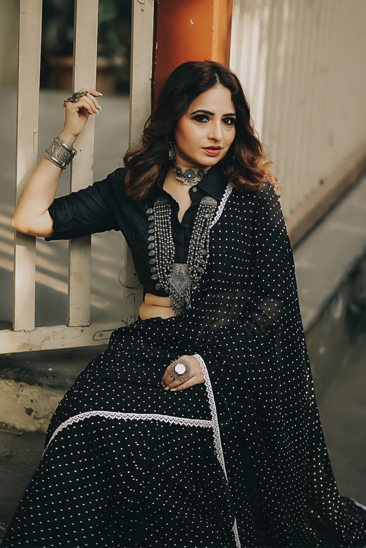 Polka Dotted Mulmul Crochet Lace Saree Yin (SAREE)