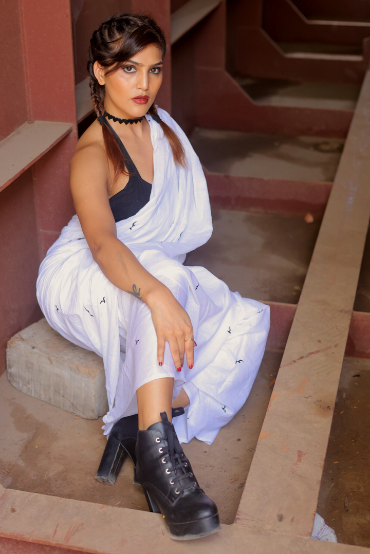 Screen Printed Mulmul Saree The Rumbling Clouds - White (SAREE)