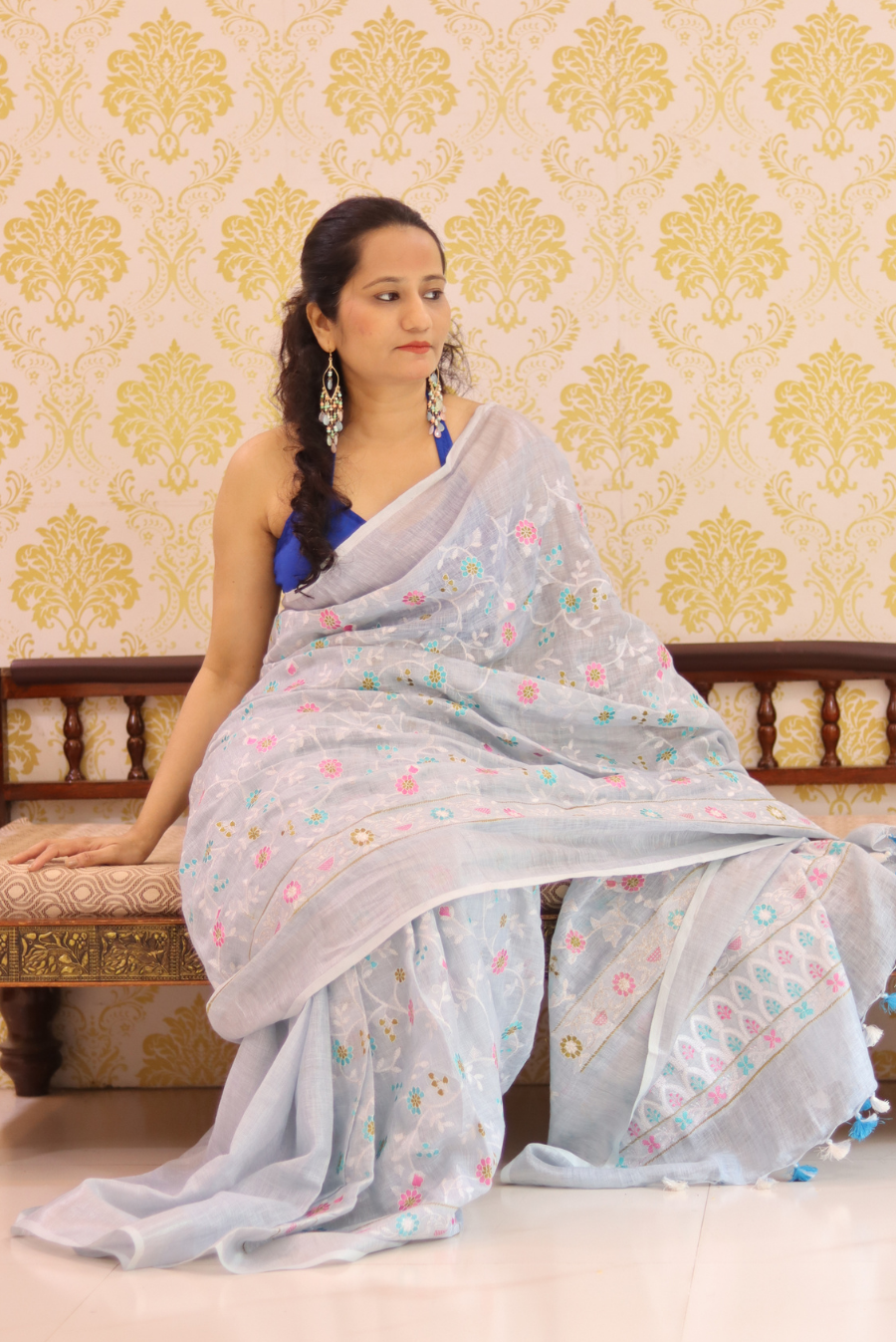 Embroidered Linen Saree Nargis (SAREE)