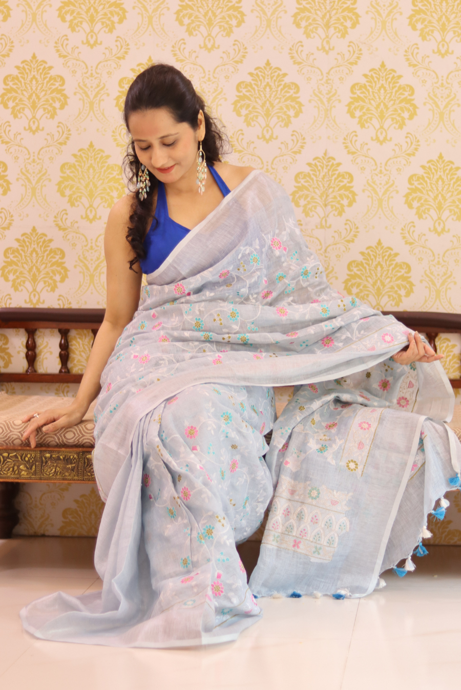 Embroidered Linen Saree Nargis (SAREE)