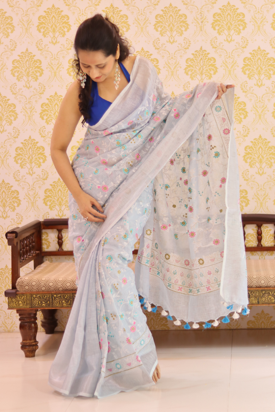 Embroidered Linen Saree Nargis (SAREE)