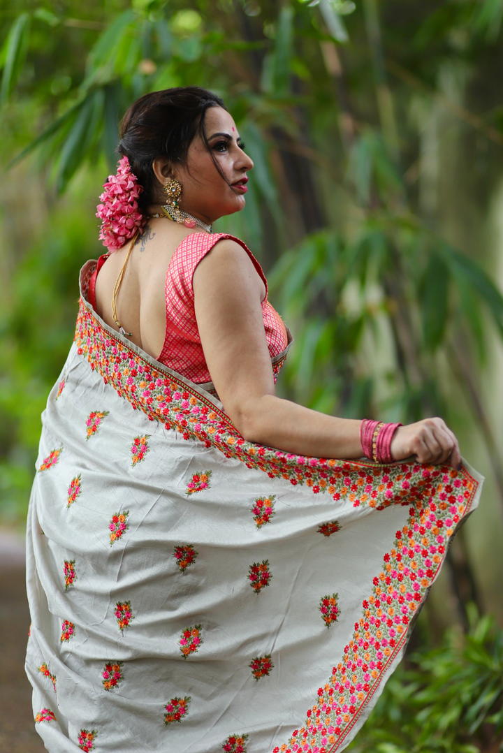 Embroidered Silk Saree Baharaa (SAREE)