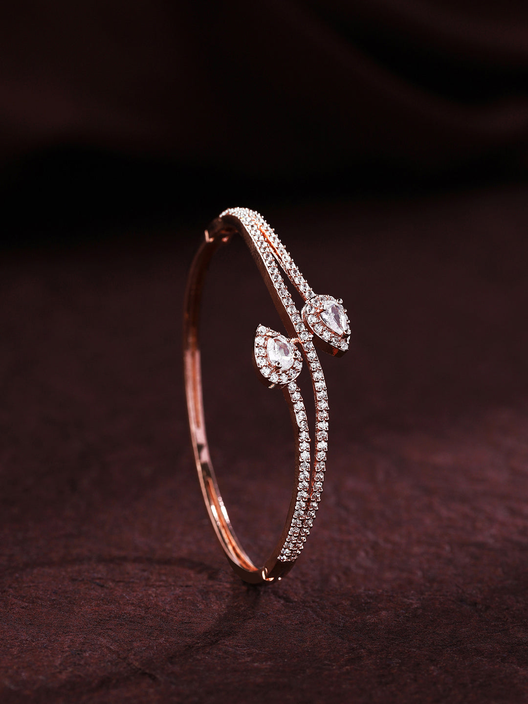 Rose Gold-Plated Bracelet with Graceful Leaf Design