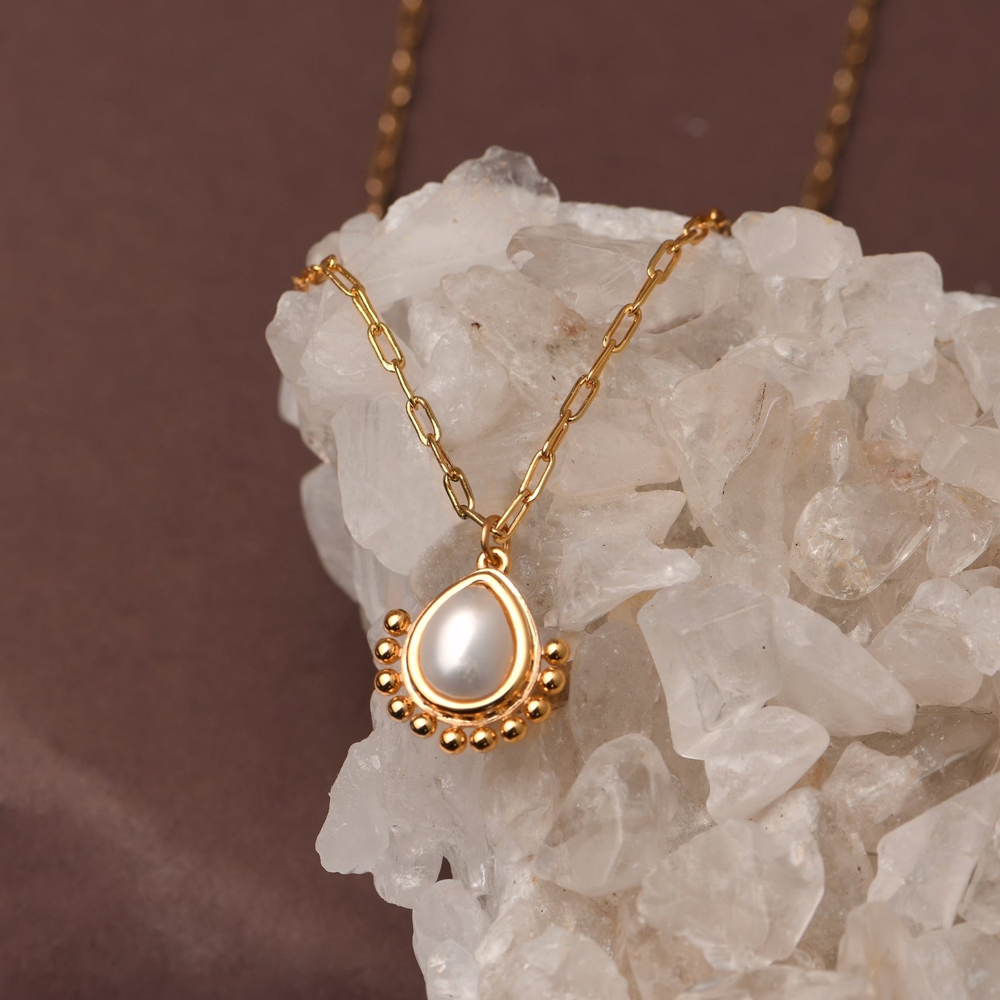 London Women's Z Real Gold Plated Bobble Pear Pearl Pendant Necklace