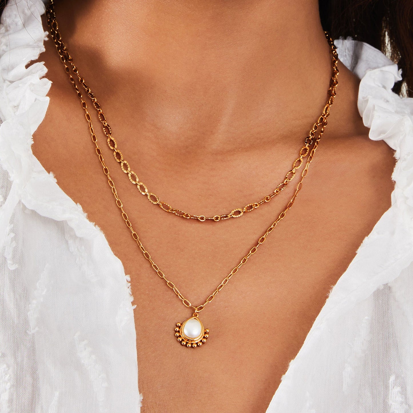 London Women's Z Real Gold Plated Bobble Pear Pearl Pendant Necklace