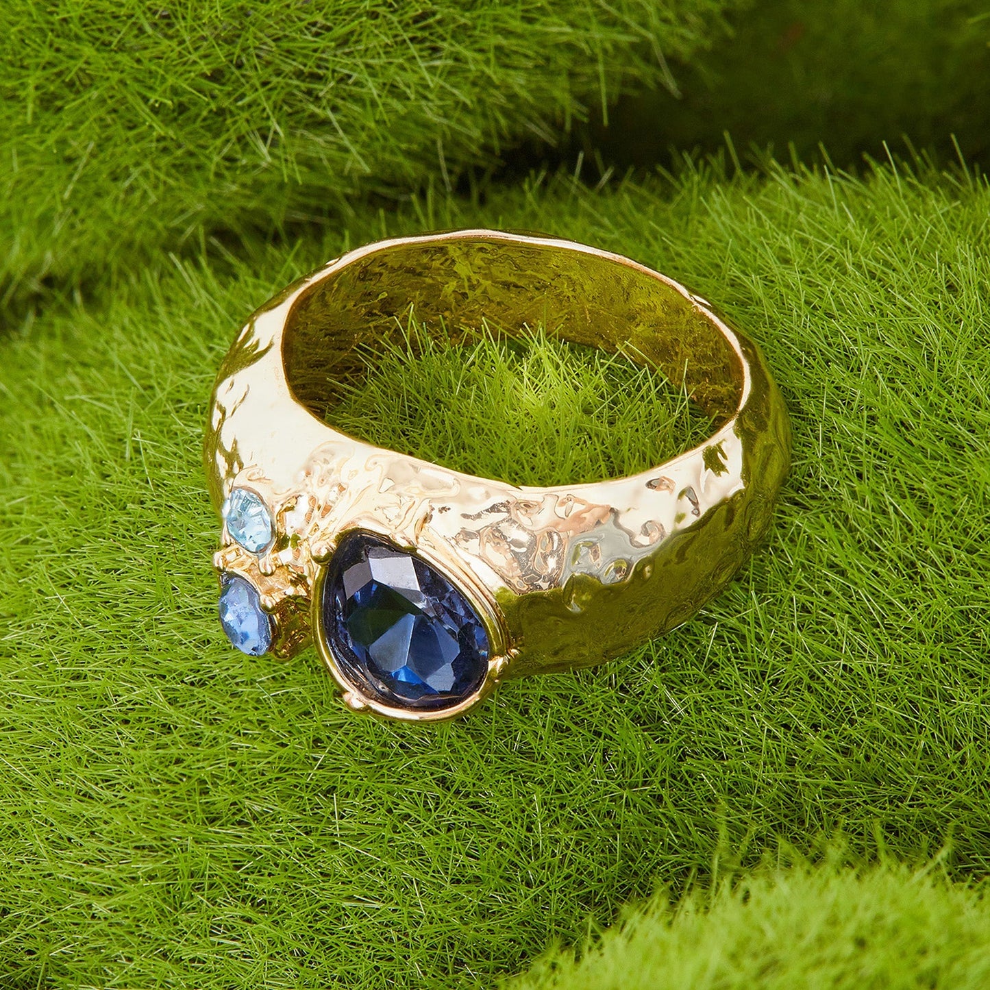 London Women's Chunky Gem Ring Blue-Large