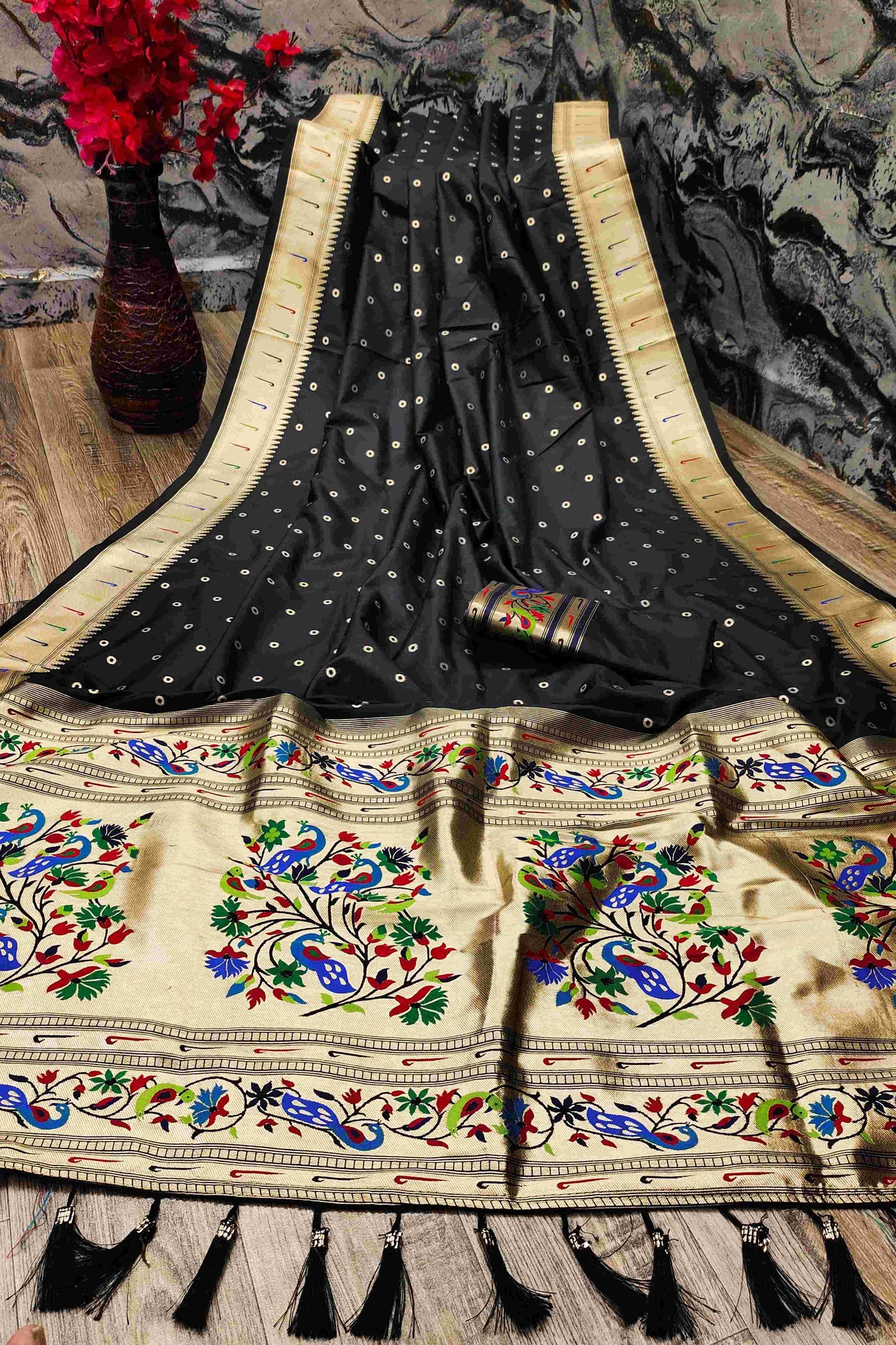 Capricious Black Paithani Silk Saree With Ethnic Blouse Piece