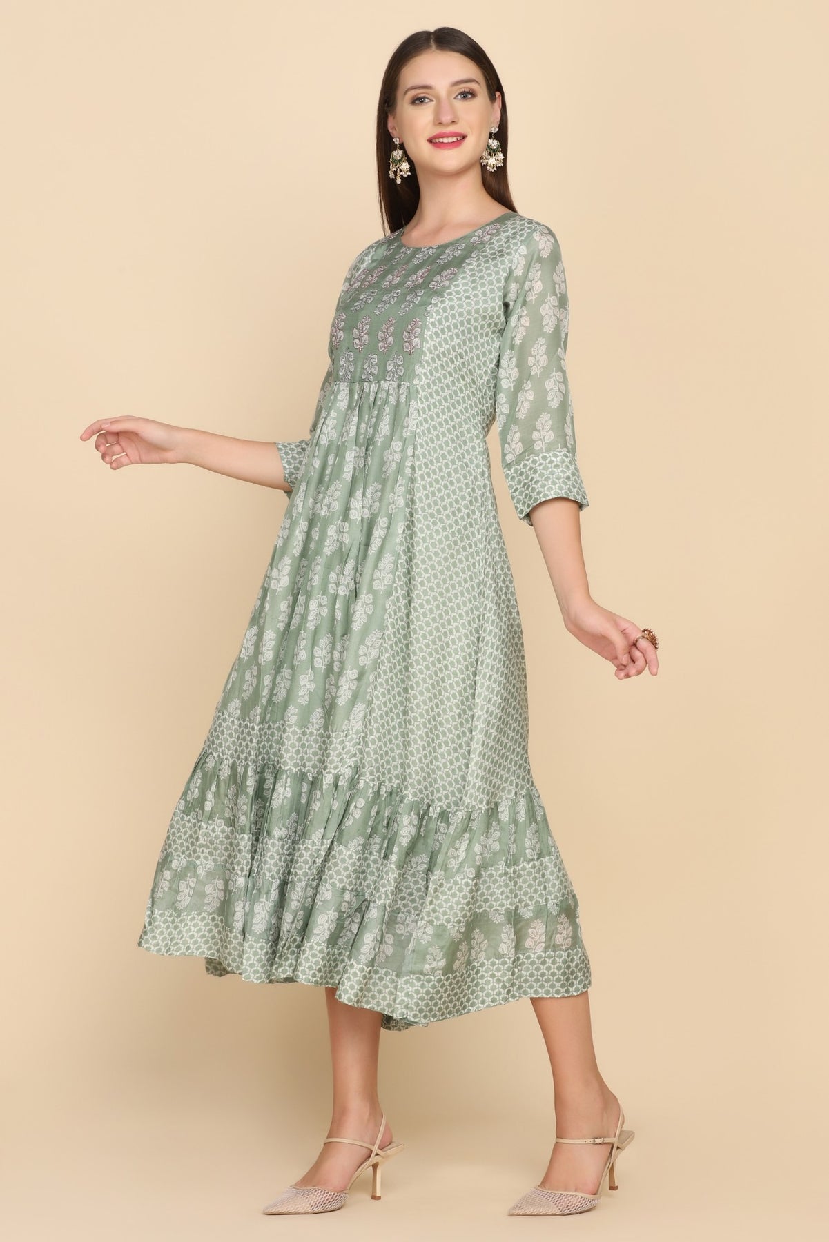 Elegant green printed calf length tunic