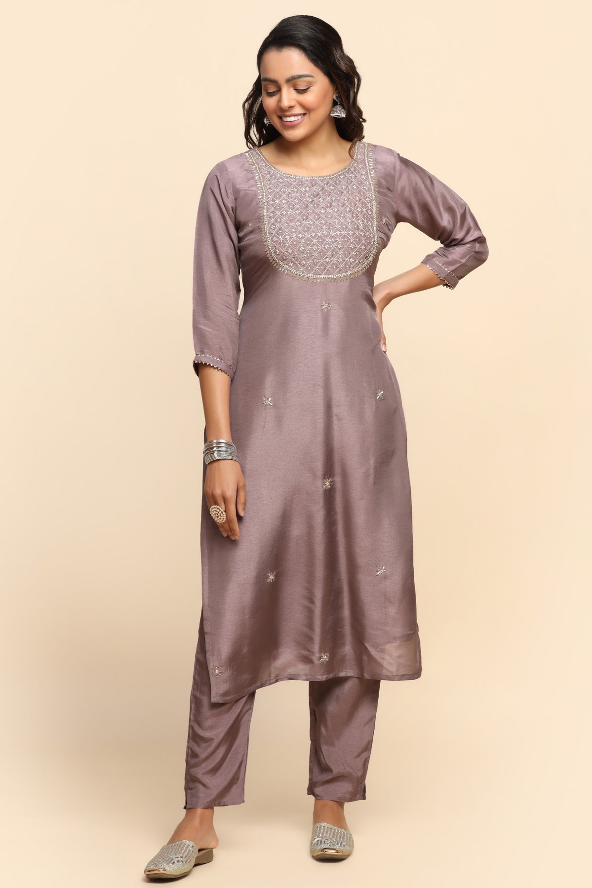 Adorable lilac color floral motif embroidered kurti set