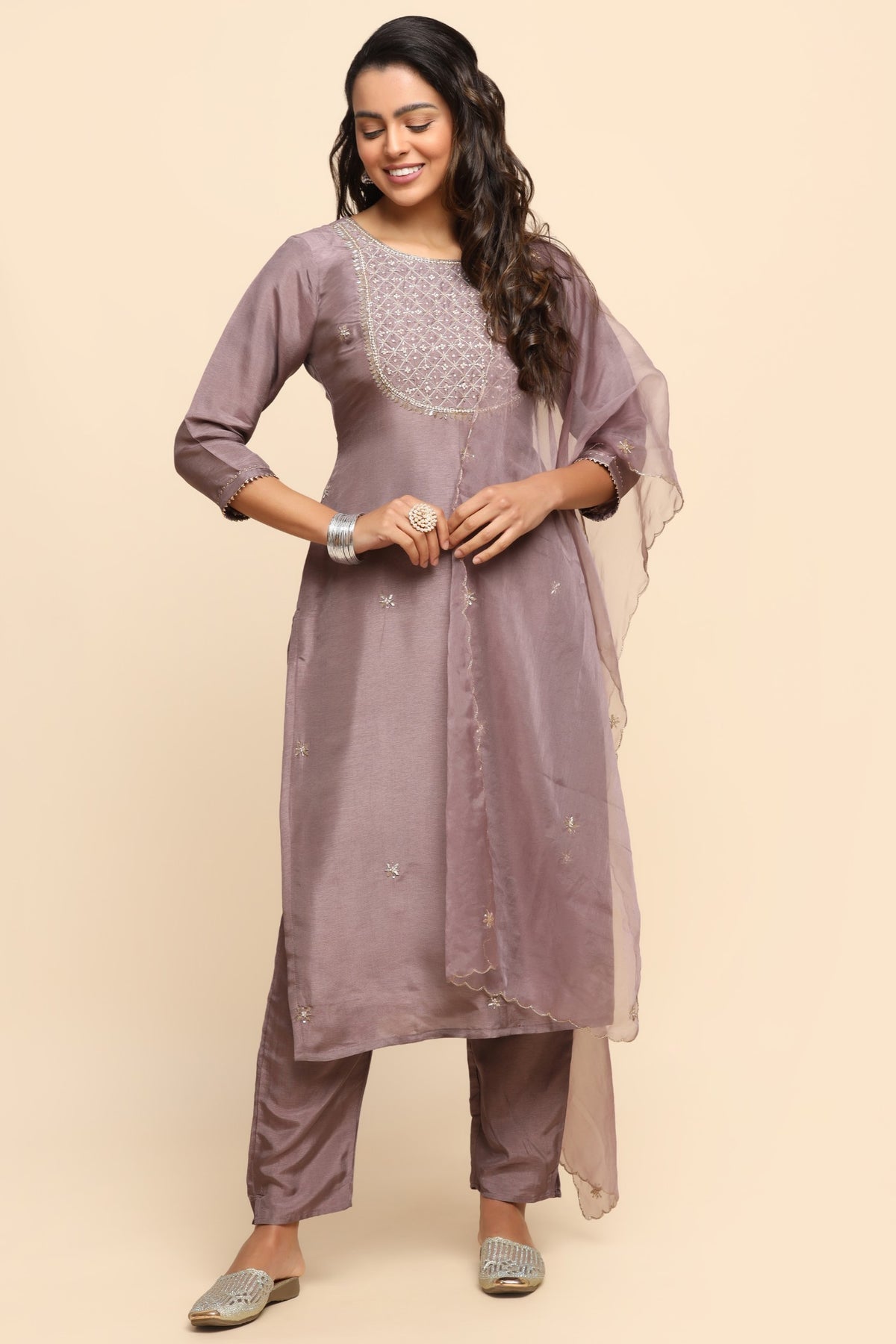 Adorable lilac color floral motif embroidered kurti set