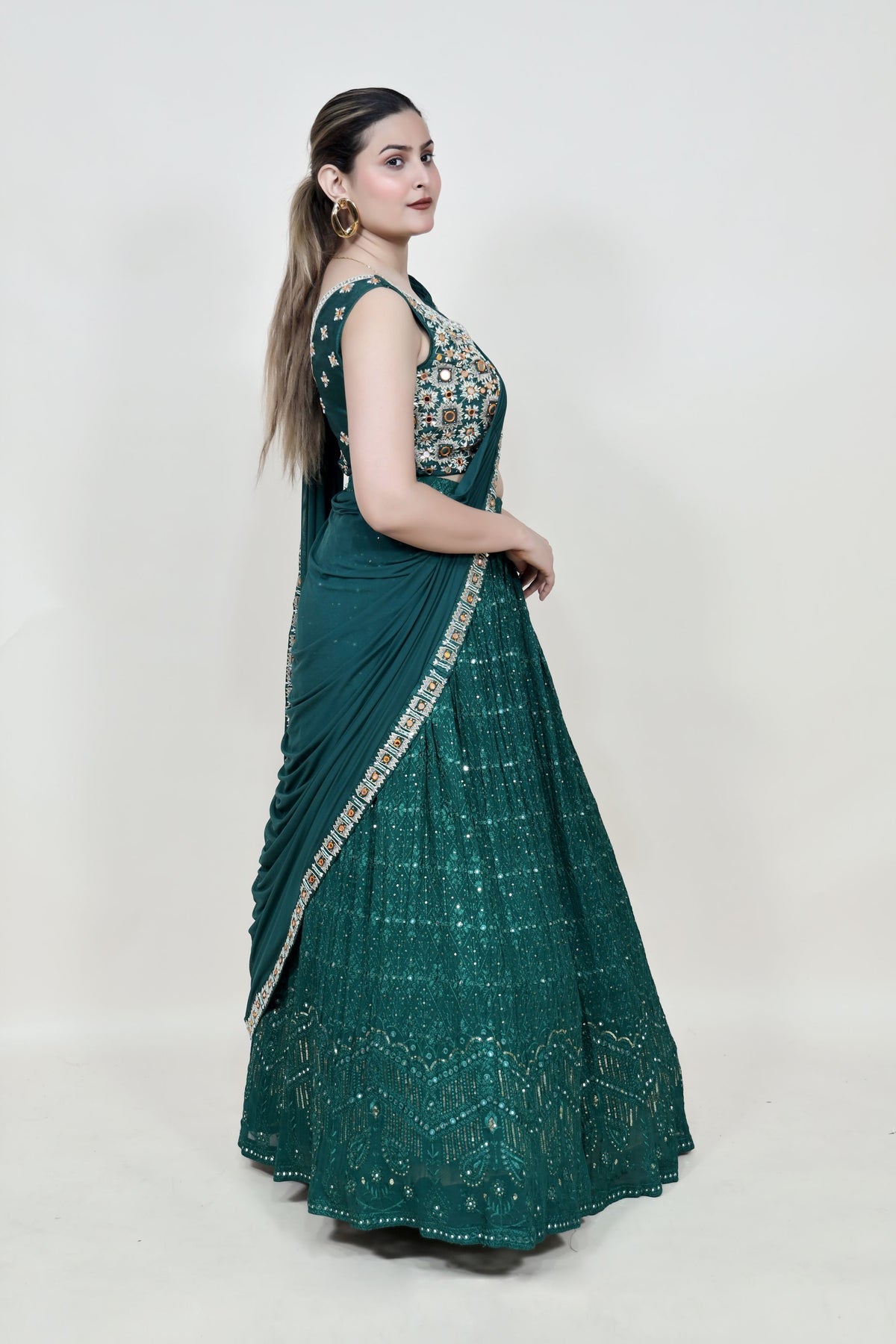 CLASSIC GREEN COLOR FLORAL MOTIF LEHENGA SET