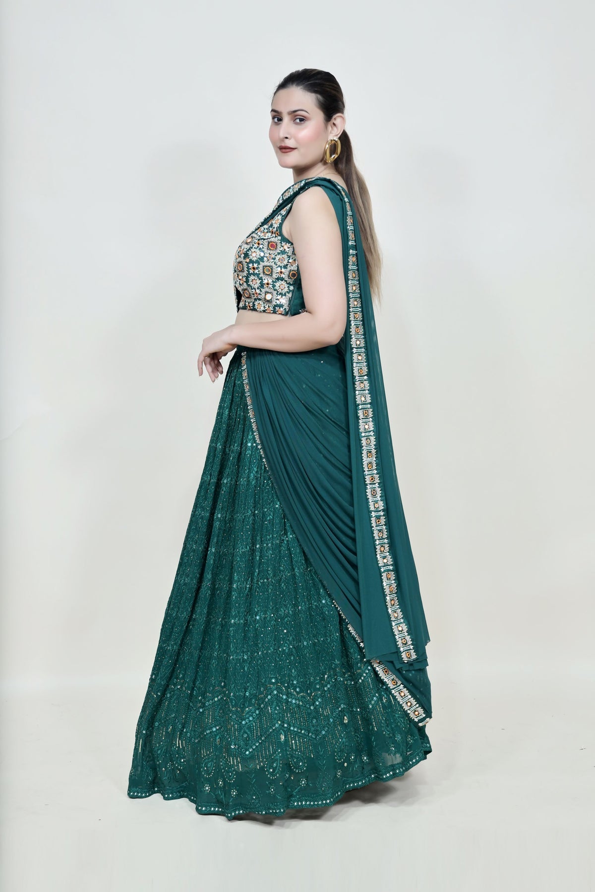 CLASSIC GREEN COLOR FLORAL MOTIF LEHENGA SET
