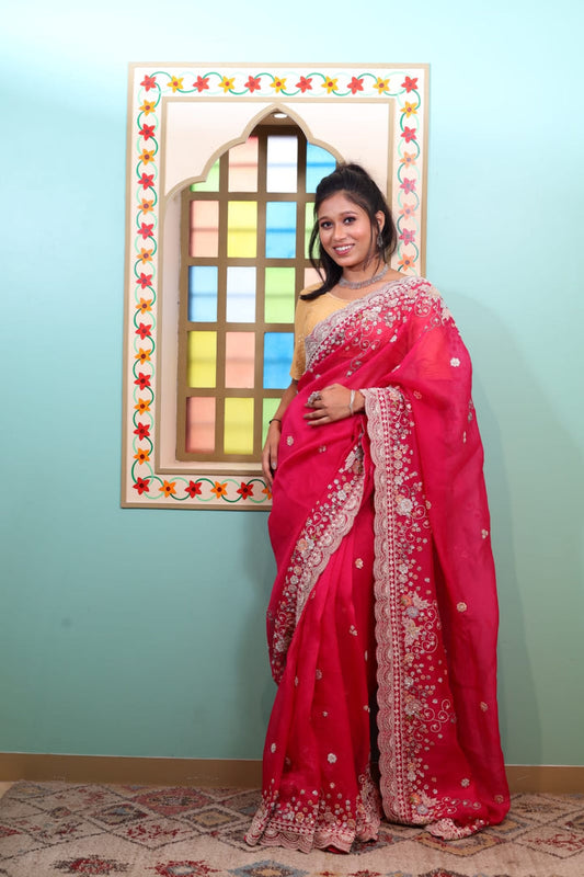 Luxurious Marganta Tissue Saree with Exquisite Embroidery