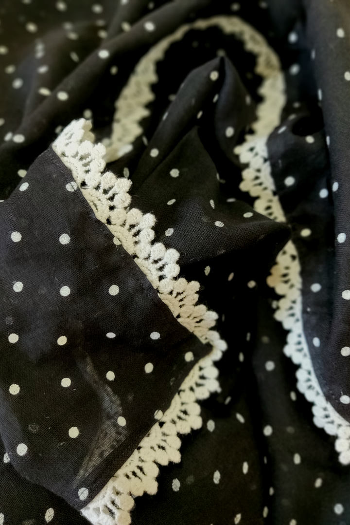 Polka Dotted Mulmul Crochet Lace Saree  Yin (SAREE)