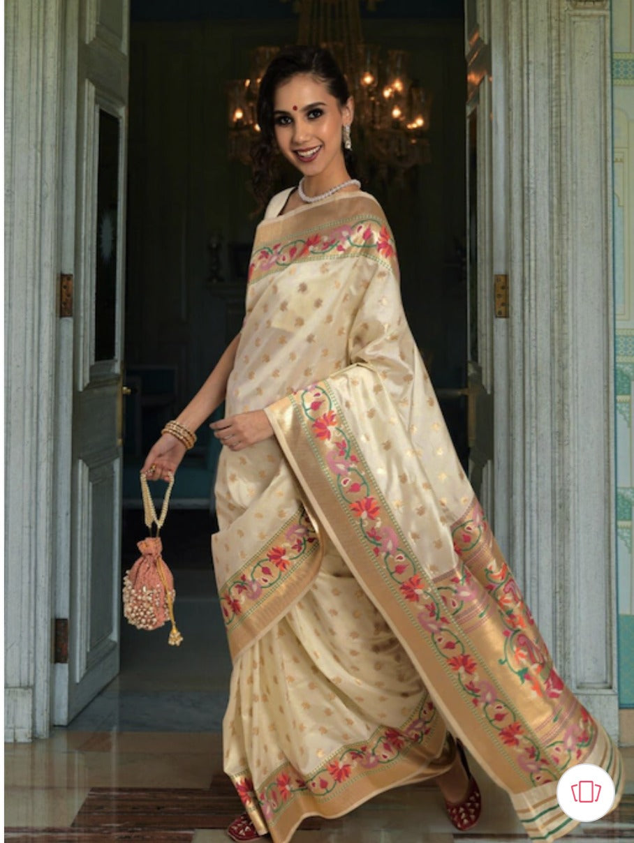 Glorious Off White Paithani Silk Saree With Ethnic Blouse Piece