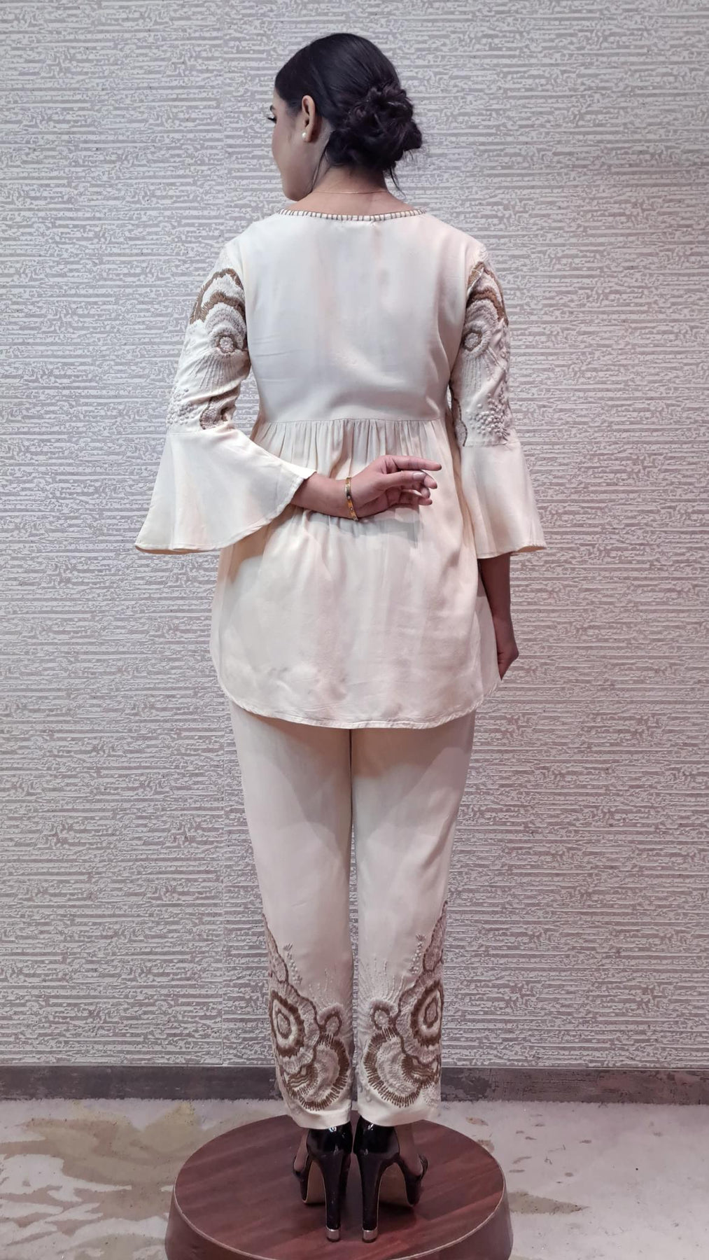 Asymmetric Ivory Co-Ord Set With Floral Applique Work