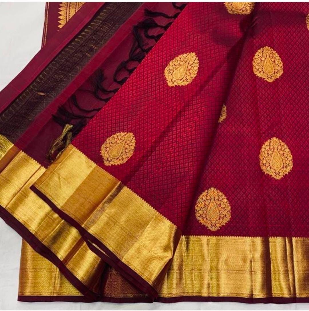 Lassitude Maroon Soft Banarasi Silk Saree With Lissome Blouse Piece
