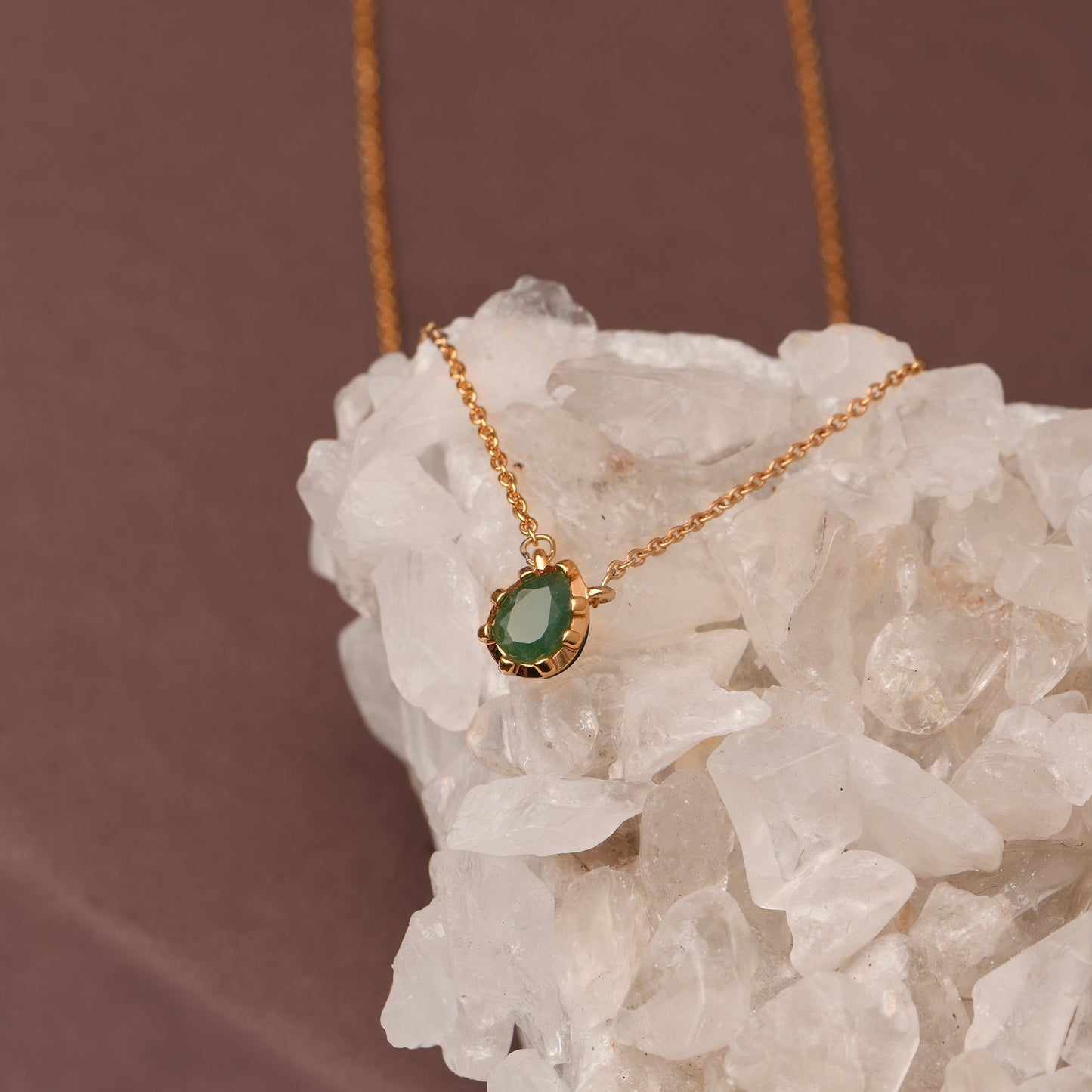 London Women's Z Real Gold Plated Pear Aventurine Necklace