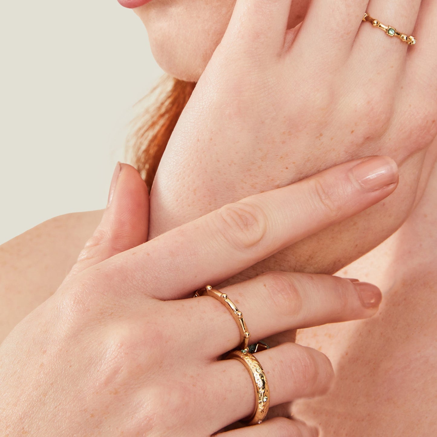 London Women's Gold Pretty Gem Rings Gold Set Of 3 - LARGE
