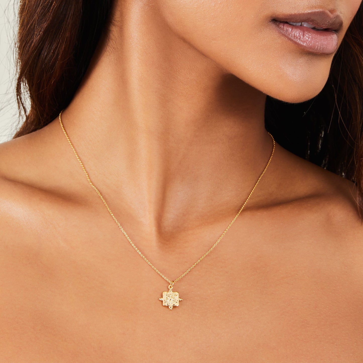 London Women's Z Real Gold Plated Square Pendant Necklace