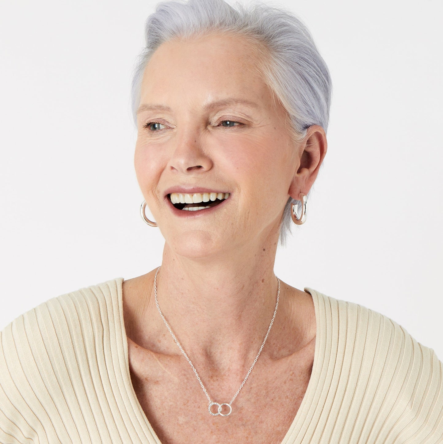 London Women's Silver Linked Circles Necklace