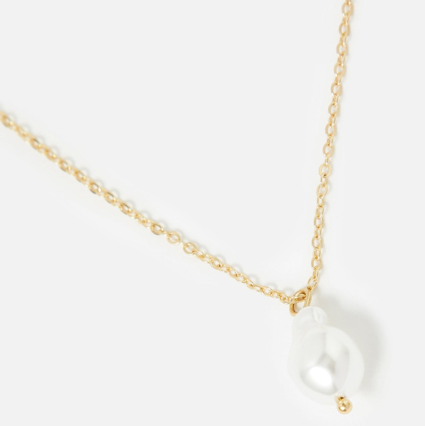 London Women's gold Single Pearl Pendant
