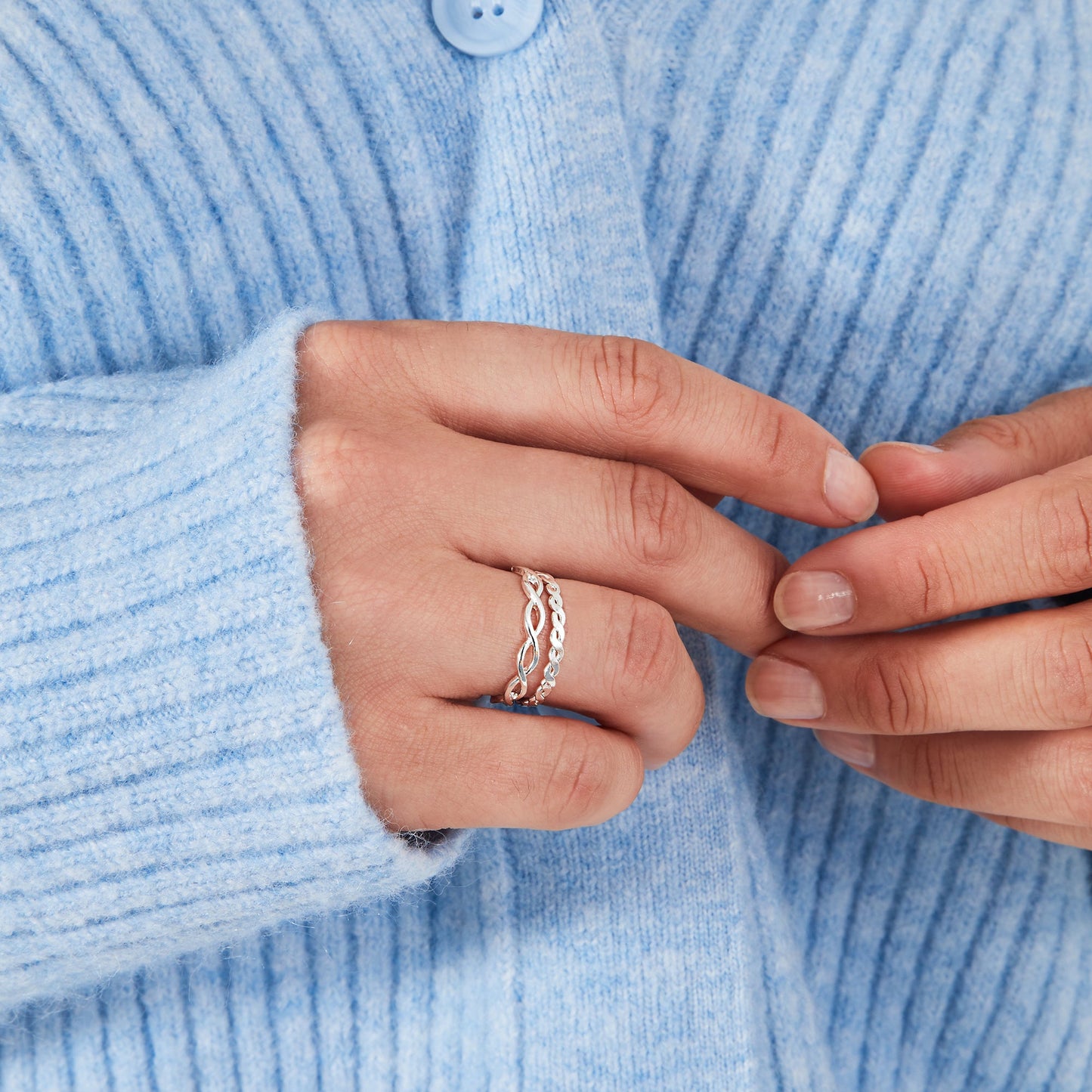 London Women's Silver Set of 2 Crossover Band Ring-Medium