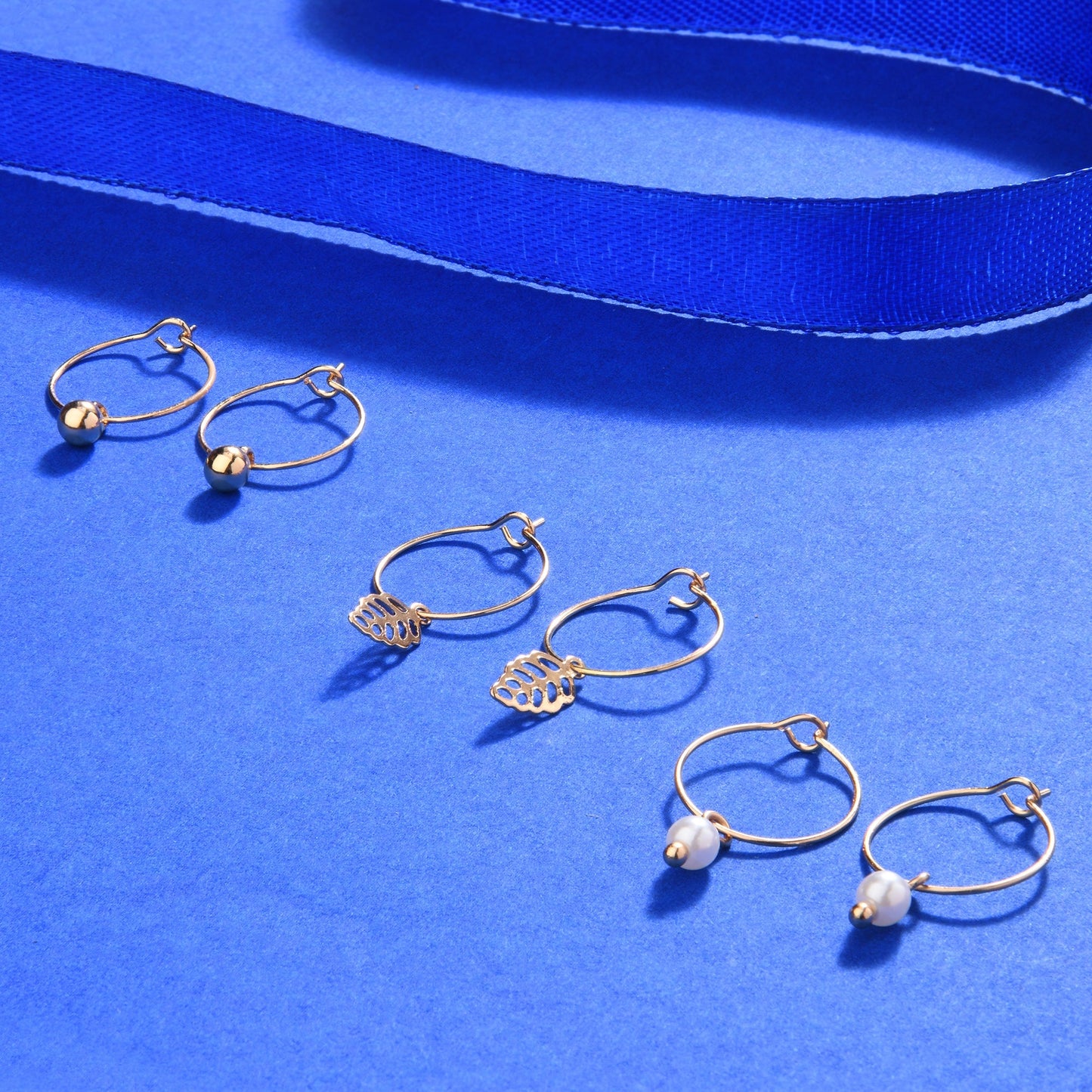 London Women'S Pink Set Of 3 Pearl Leaf Hoop Earring Pack