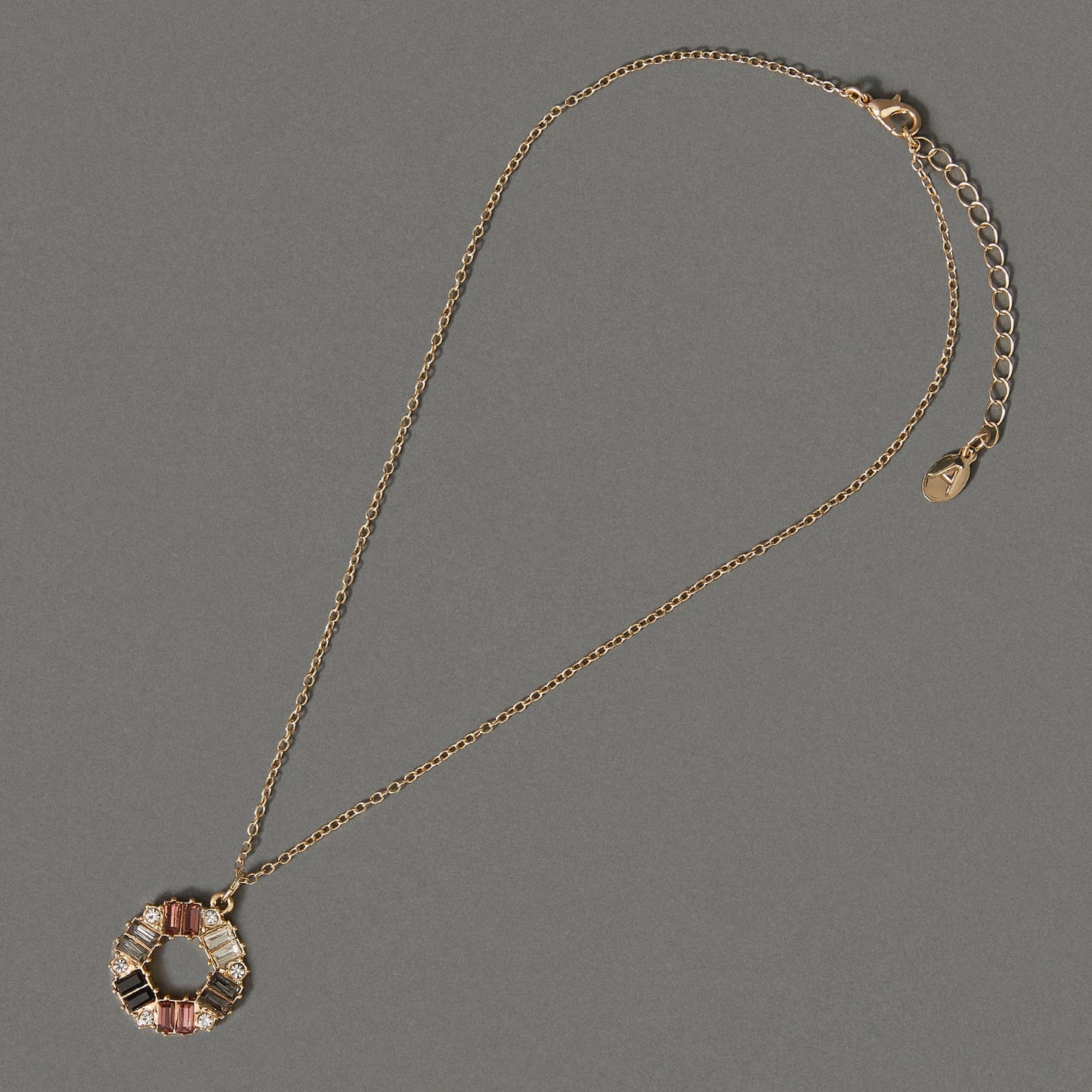 London Women's Gold Baguette circle pendant necklace