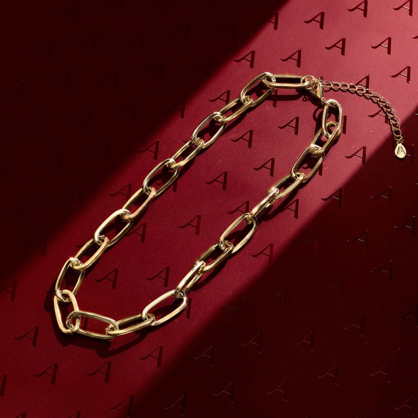 London Women Gold Chain Link Necklace Gold