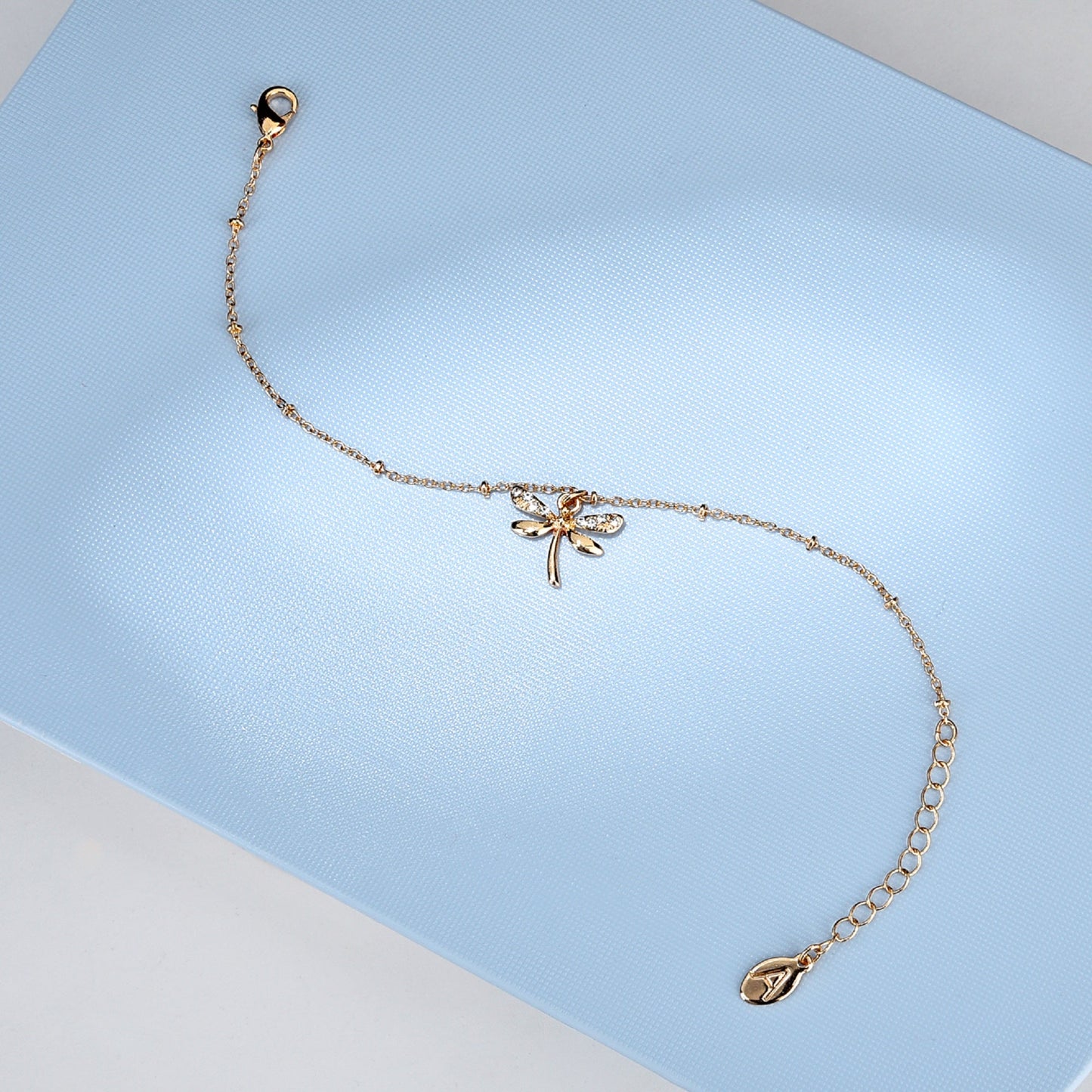 London Women's Dragonfly Clasp Bracelet