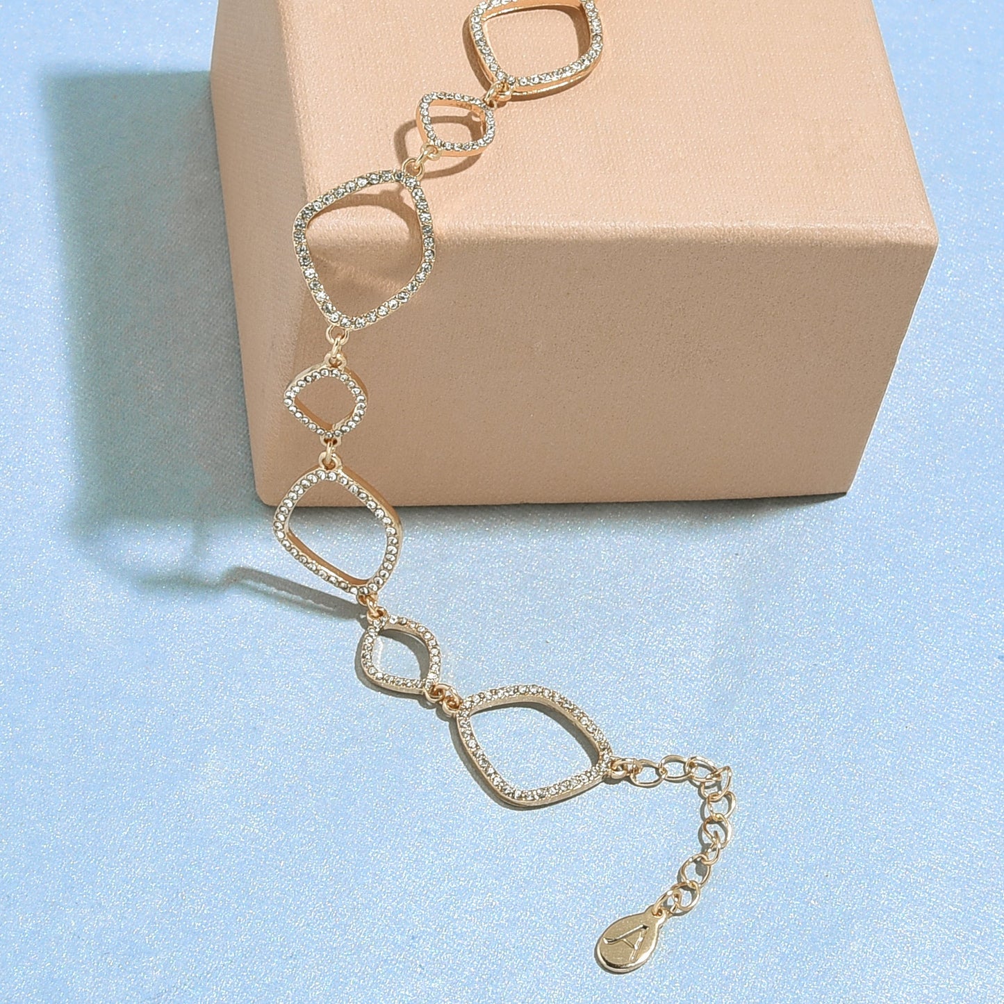 London Women'S Gold Pave Organic Clasp Bracelet