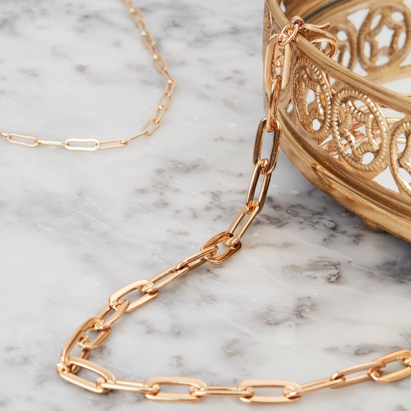 London Women's Z Plain Paper Clip Chain Necklace