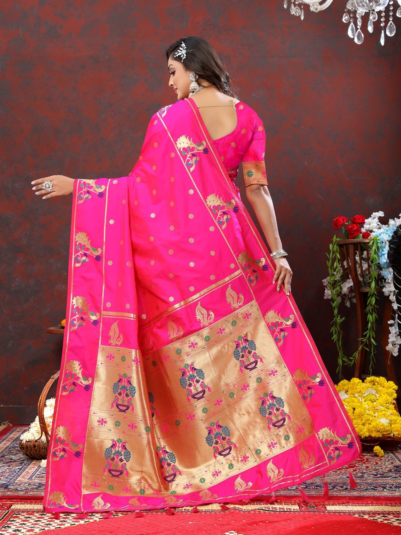 Sumptuous Dark Pink Paithani Silk Saree With Piquant Blouse Piece