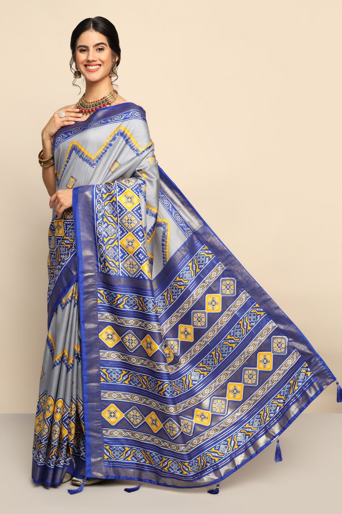 Trendy Blue Geometric Motif Printed Saree