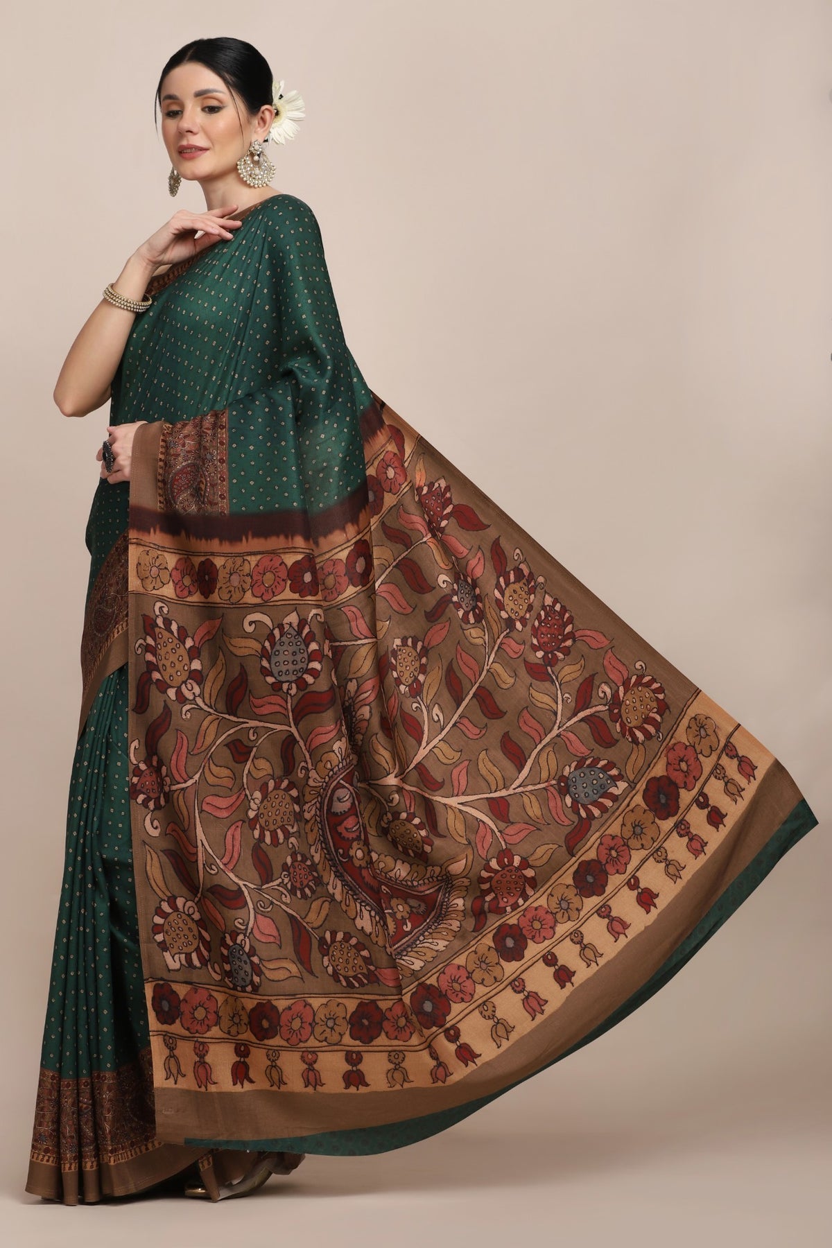 Beautiful green color floral motif printed saree