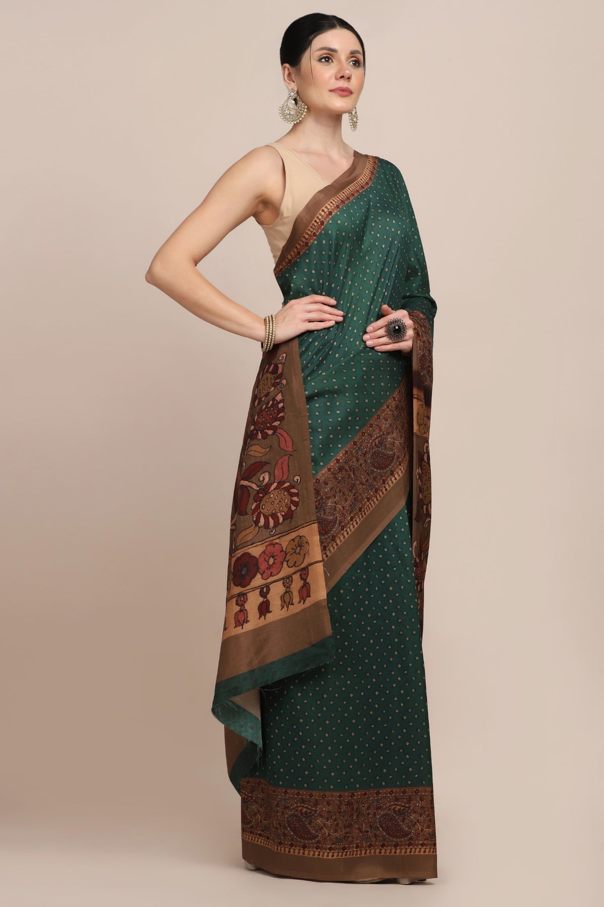 Beautiful green color floral motif printed saree