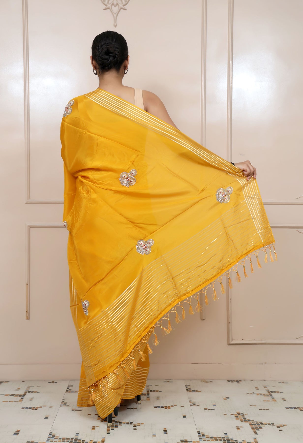 Classy Yellow Colour Floral Motif Embroidered Silk Blend Saree
