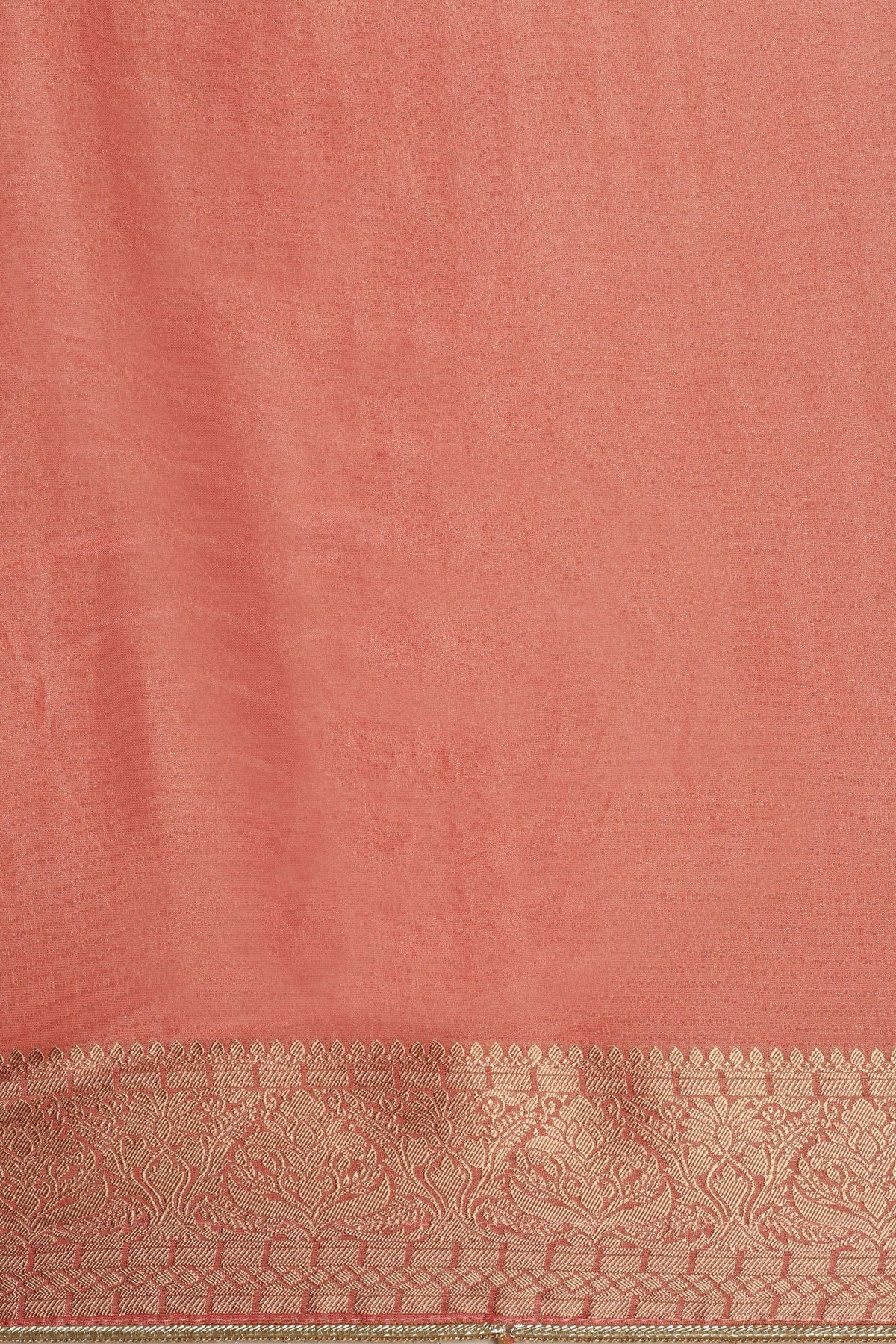 Elegant Pink Saree with Intricate Flower Motif and Stunning Zari Embroidery