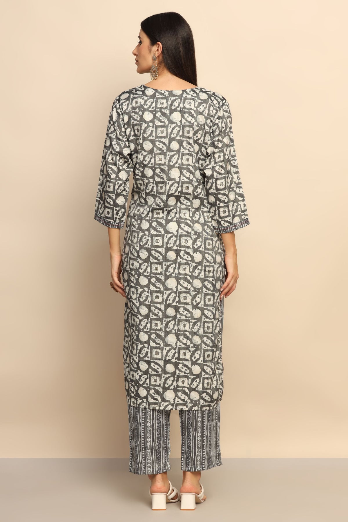 Elegant Black & White Cotton Blend Suit with Thread Work Mirror