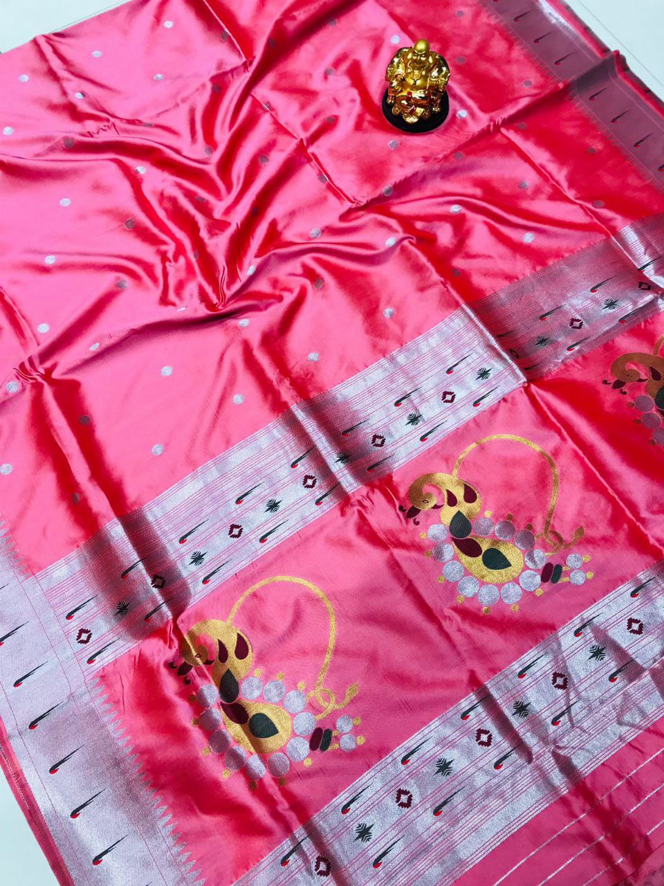 Comely Dark Pink Paithani Silk Saree With Angelic Blouse Piece