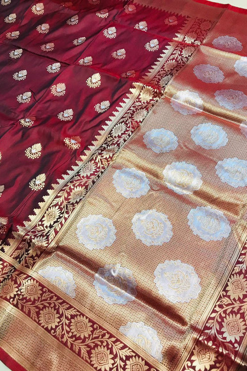 Smashing Brown Kanjivaram Silk With Effervescent Blouse Piece