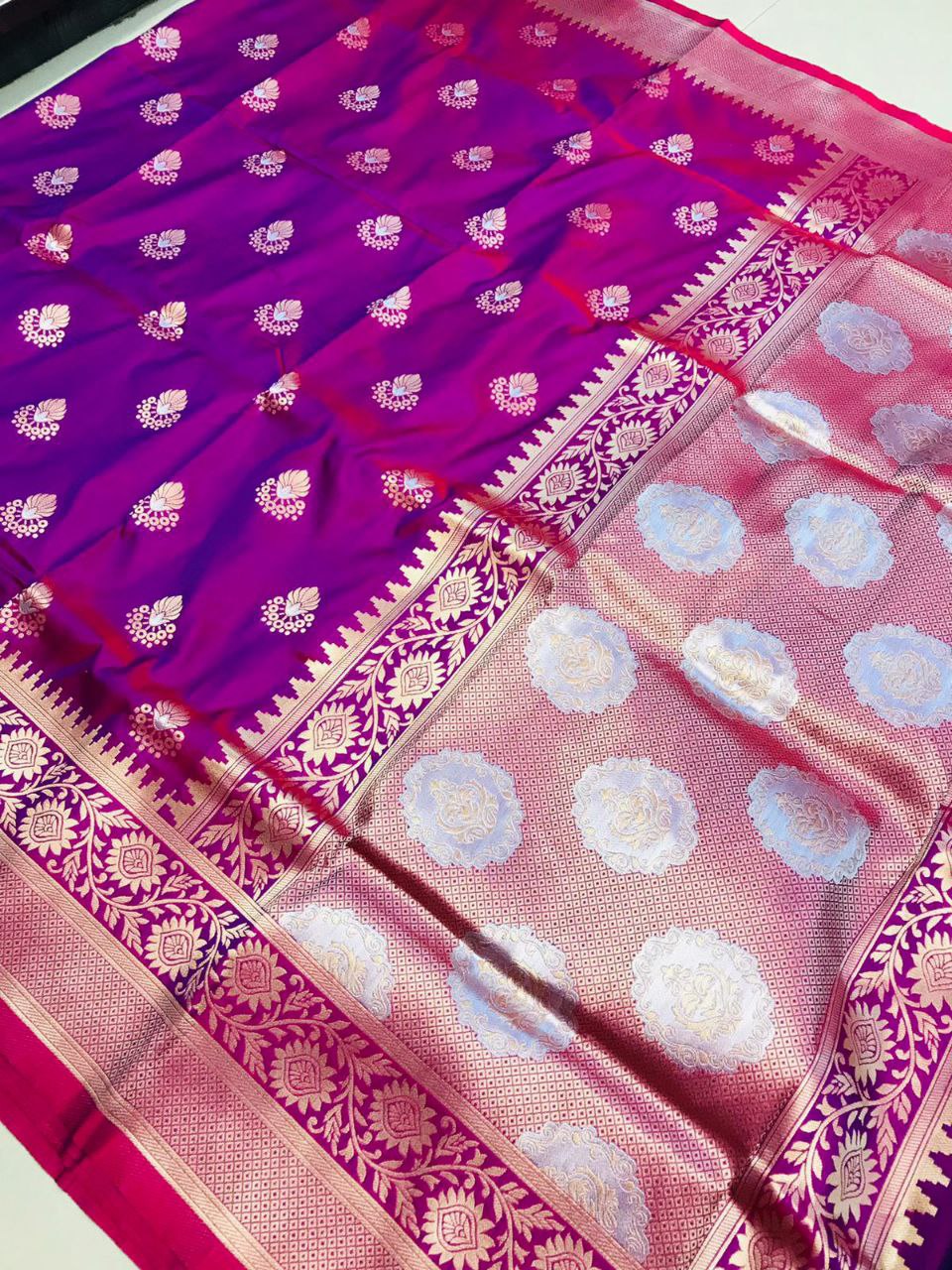 Pleasurable Purple Kanjivaram Silk With Effervescent Blouse Piece