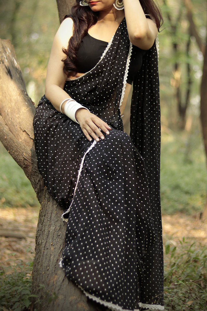 Polka Dotted Mulmul Crochet Lace Saree  Yin (SAREE)