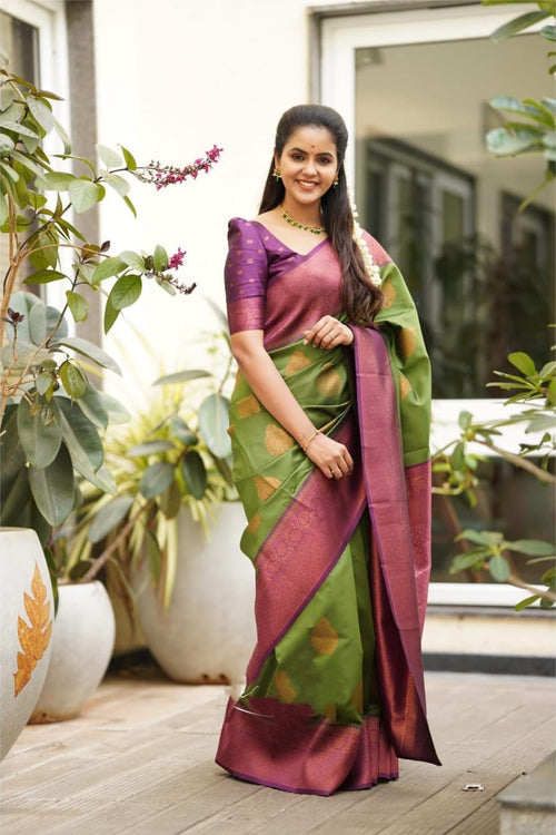 Scintilla Green Soft Silk Saree With Petrichor Blouse Piece