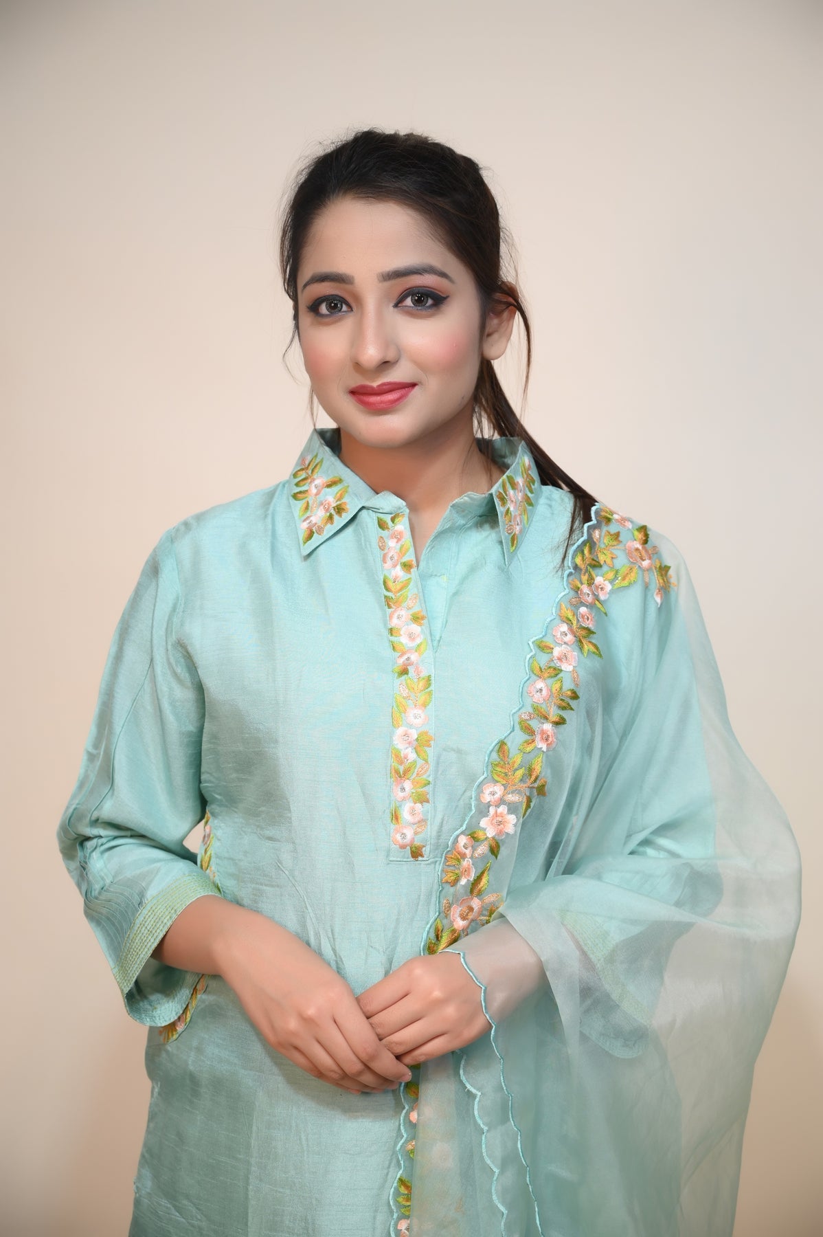 Stunning Sea Green Crepe Suit - Exquisite Resham and Kasab Embellishments