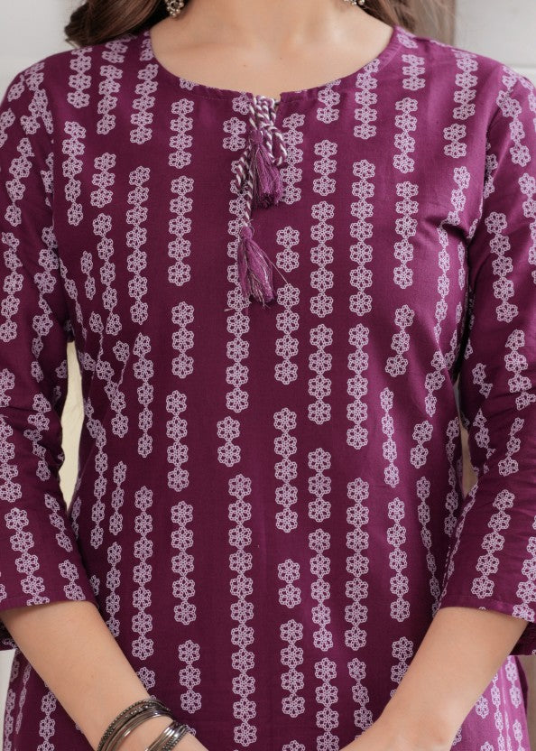 Women's Purple Floral Print Pure Cotton Straight Kurta